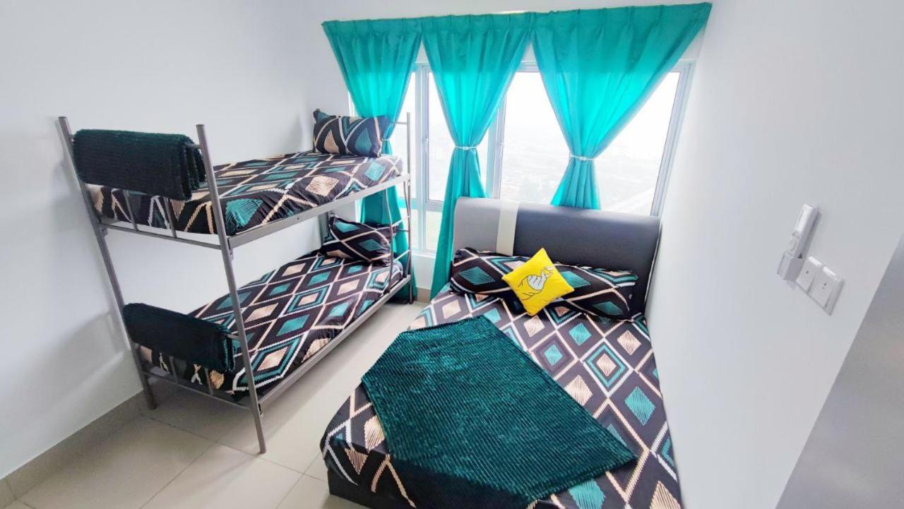 10A Yolo Budget Condo Куала Лумпур Екстериор снимка